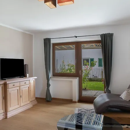 Pfingstrose アパート ガルミッシュ・パルテンキルヒェン